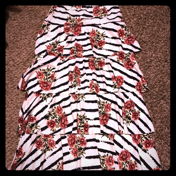 Dresses & Skirts - Layered skirt